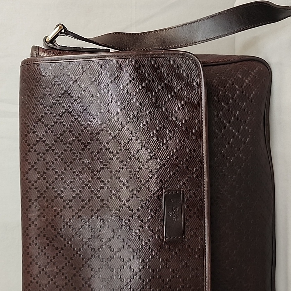 ✨️GUCCI Brown Diamante Leather Messenger Bag - Picture 4 of 16